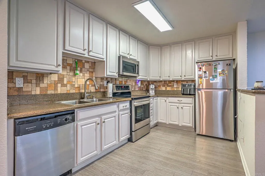 Photo #11: PTP2507592 Listing: Photo #11