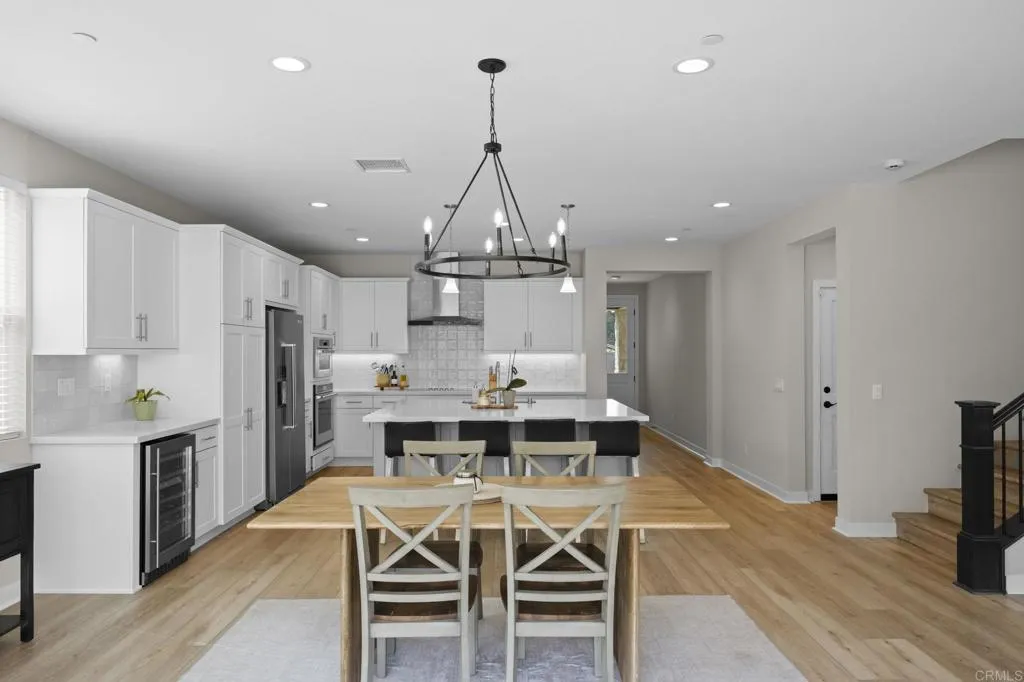 https://cdn.realtyfeed.com/cdn/127/306559407/8455d166293e6bd7b84b4979021d77a2.webp