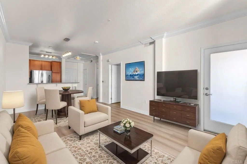 https://cdn.realtyfeed.com/cdn/127/306559414/08849b4f87c726a6a083153d6bd939b1.webp