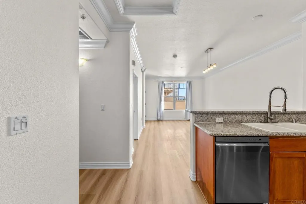 https://cdn.realtyfeed.com/cdn/127/306559414/732b05c8b25f9147a784dc3385bb3392.webp