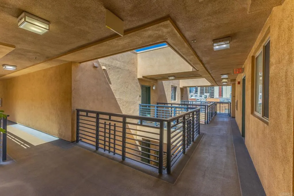 https://cdn.realtyfeed.com/cdn/127/306559414/b32c034a37b9caf979dceab852839f8e.webp