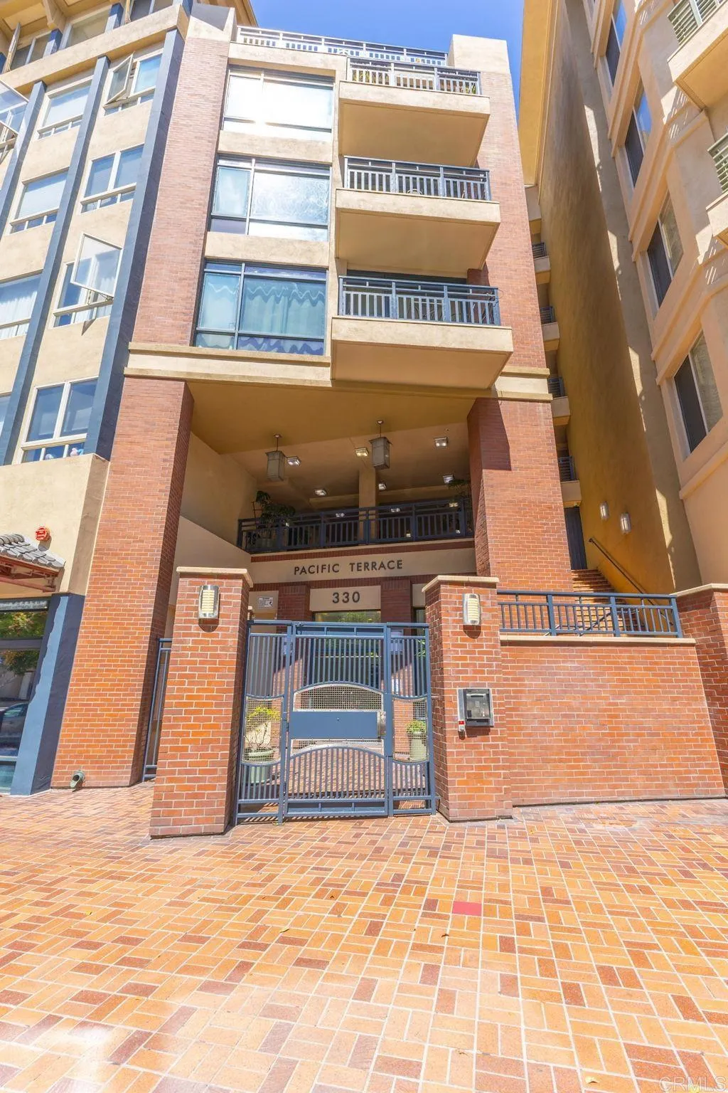 https://cdn.realtyfeed.com/cdn/127/306559414/c859239f8848b6fd4bfe123e6e84ac06.webp