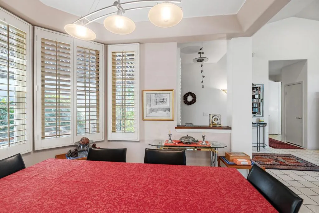 https://cdn.realtyfeed.com/cdn/127/306559441/61a5b6b99cf7b081c693f3182c0a8010.webp
