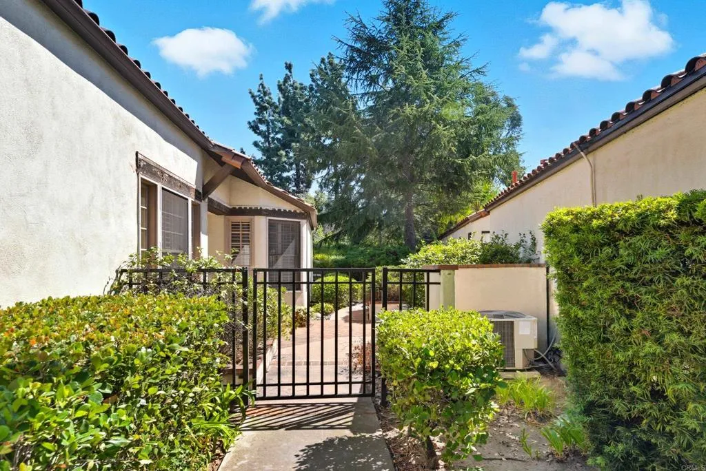 https://cdn.realtyfeed.com/cdn/127/306559441/eda18e36397834466d45773689aaca3c.webp