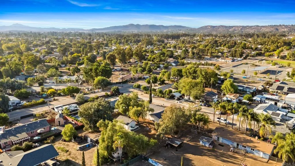 https://cdn.realtyfeed.com/cdn/127/306559472/6101bccaf387ba23a603c40610b3cc61.webp