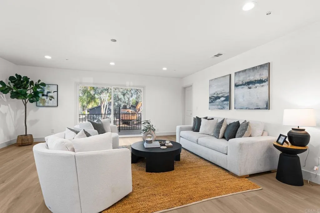 https://cdn.realtyfeed.com/cdn/127/306559472/f7a99d610429c6c9987fa883bd98daf4.webp