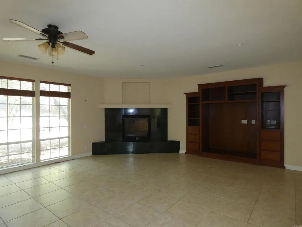 https://cdn.realtyfeed.com/cdn/127/306559475/03dff734fd978f85f630793ccd4e2bd3.webp