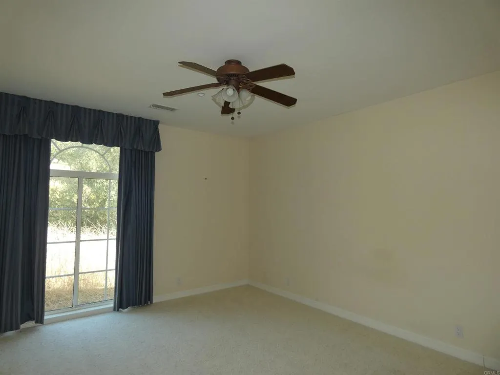 https://cdn.realtyfeed.com/cdn/127/306559475/2c369237d36d144d4d83c460c9f6c5fb.webp