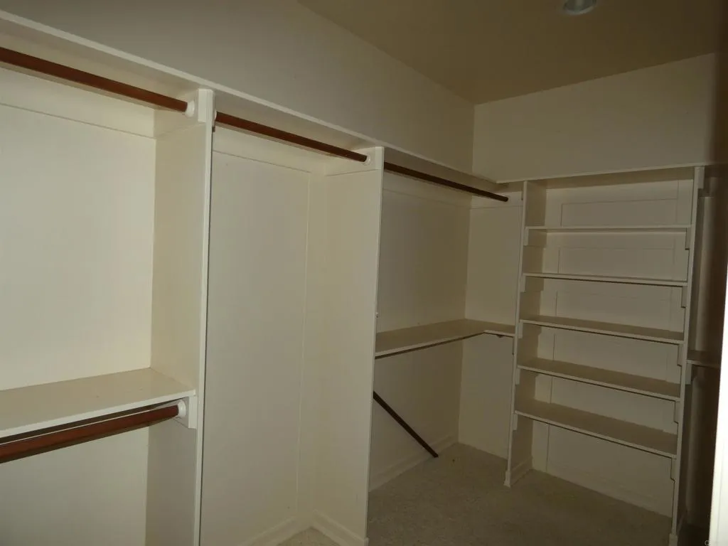 https://cdn.realtyfeed.com/cdn/127/306559475/36e6e5f21e1c96fa093e8f933ff0aa81.webp