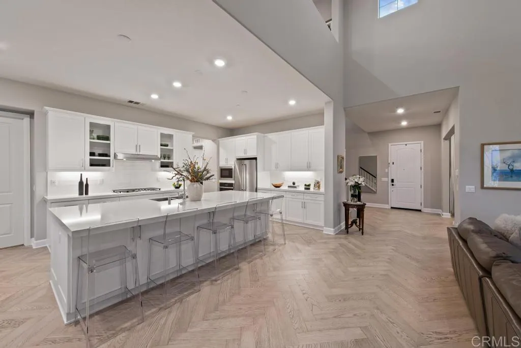 https://cdn.realtyfeed.com/cdn/127/306559477/b9128a7124a8dfe3ead60515c3d79944.webp