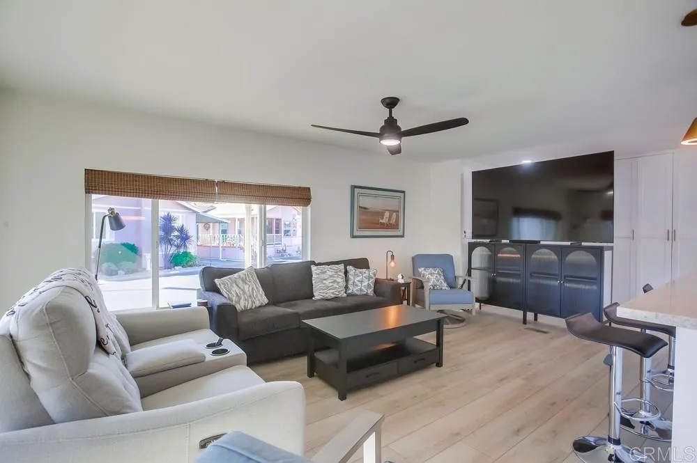 https://cdn.realtyfeed.com/cdn/127/306559497/8e3f7d8b93729522998303d188db4804.webp