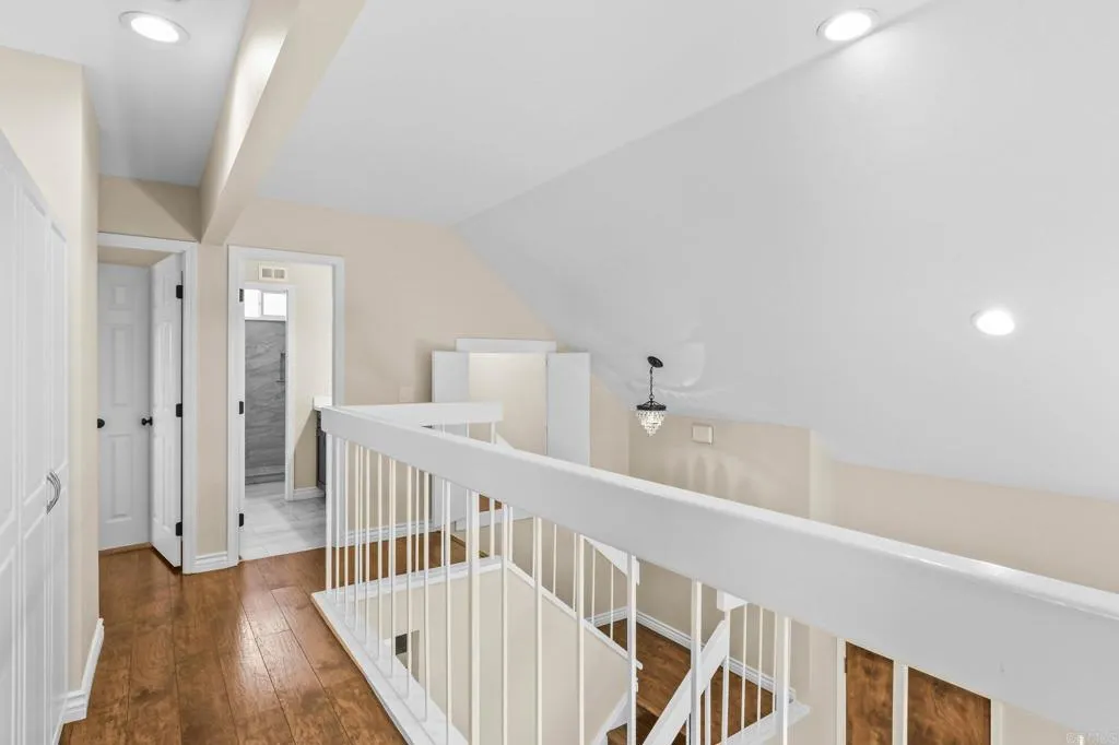 https://cdn.realtyfeed.com/cdn/127/306559579/54af01b6b483413d7ac40d30be09d937.webp