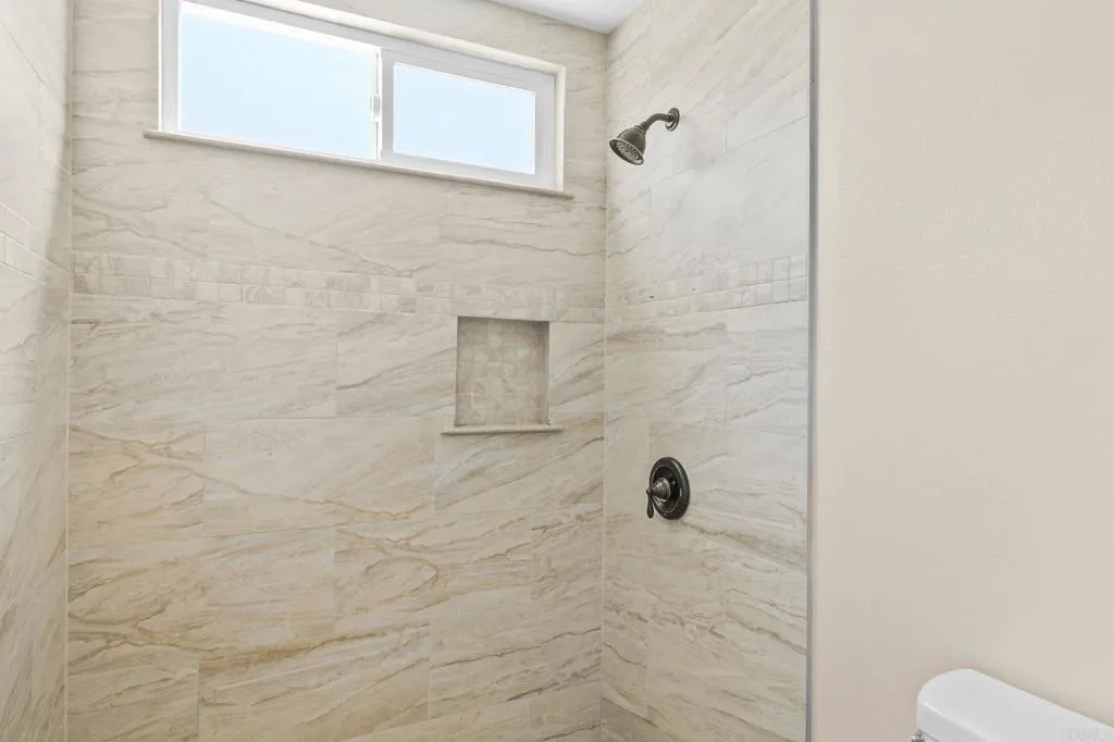 https://cdn.realtyfeed.com/cdn/127/306559579/68f74181381eb93b8984684d006fd88a.webp