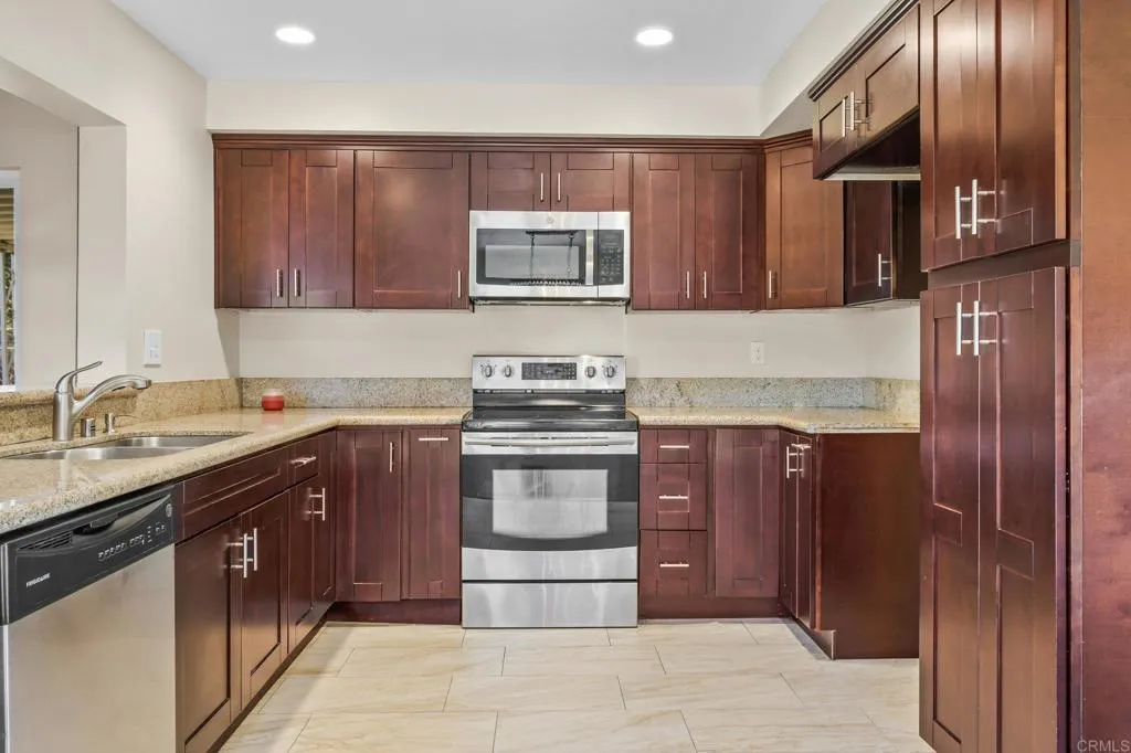 https://cdn.realtyfeed.com/cdn/127/306559579/7df22276d267ecabf024a170a3e754ef.webp