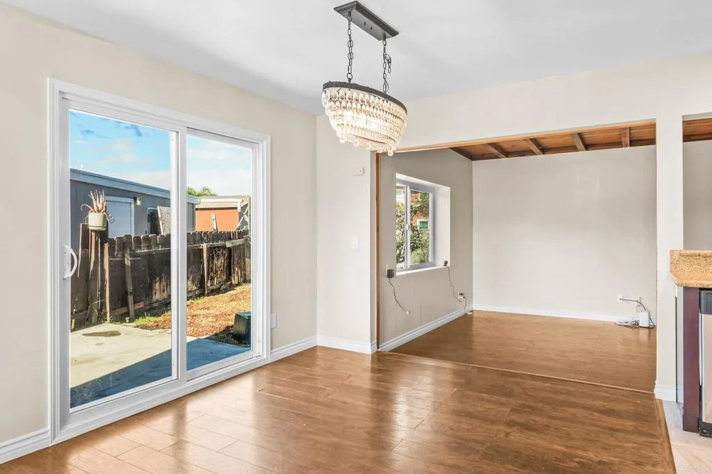 https://cdn.realtyfeed.com/cdn/127/306559579/b0240b0d28eed00e730629f3452a7fb5.webp