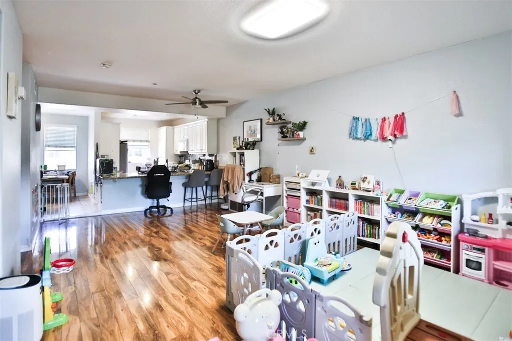 https://cdn.realtyfeed.com/cdn/127/306559595/69b78eedf1aad551db8fc04c8c928979.webp