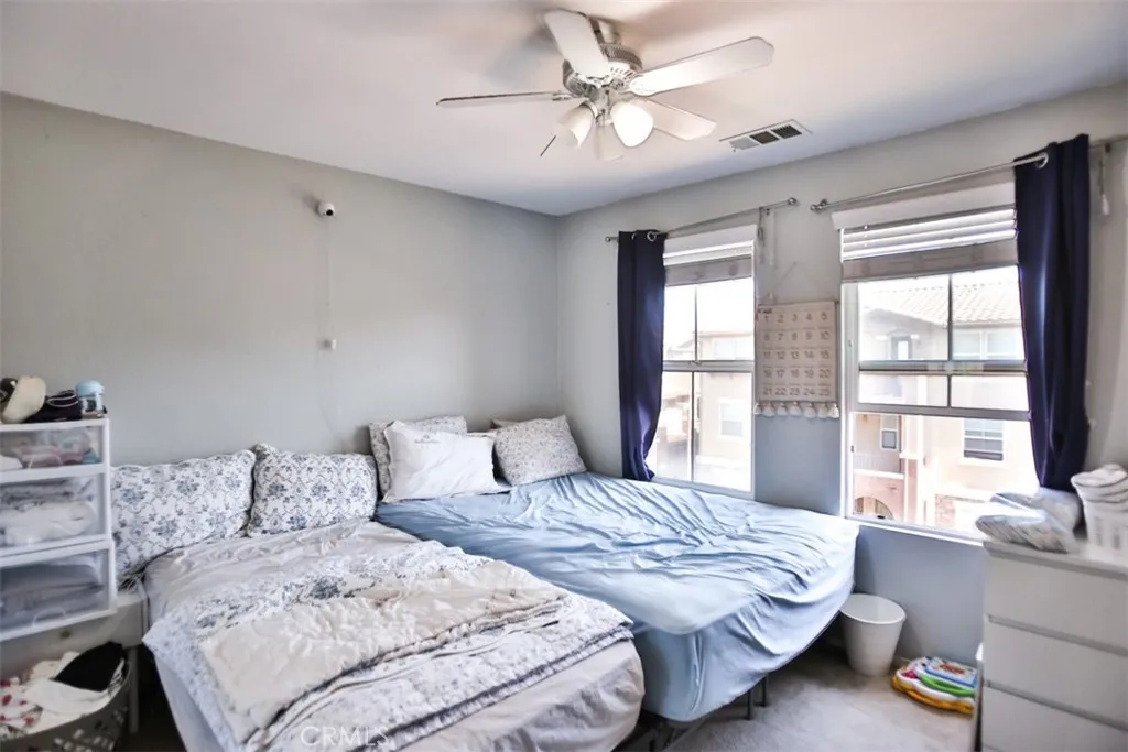 https://cdn.realtyfeed.com/cdn/127/306559595/781cb16a43d71d1b74f6f9b570284edc.webp