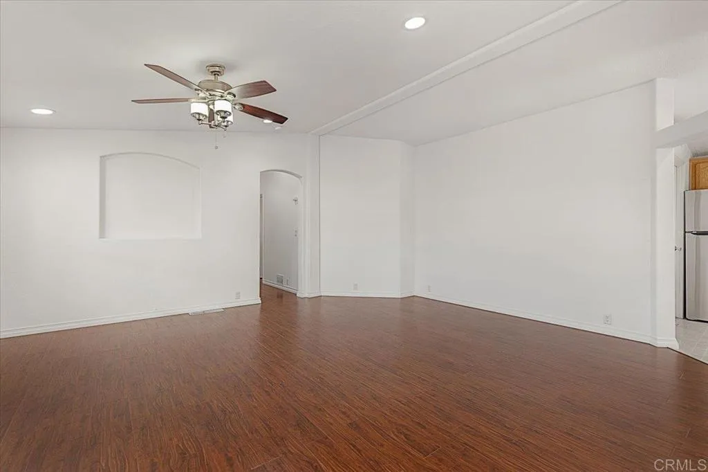 https://cdn.realtyfeed.com/cdn/127/306559607/539b207e67c8c1db12b1b2287e605f89.webp