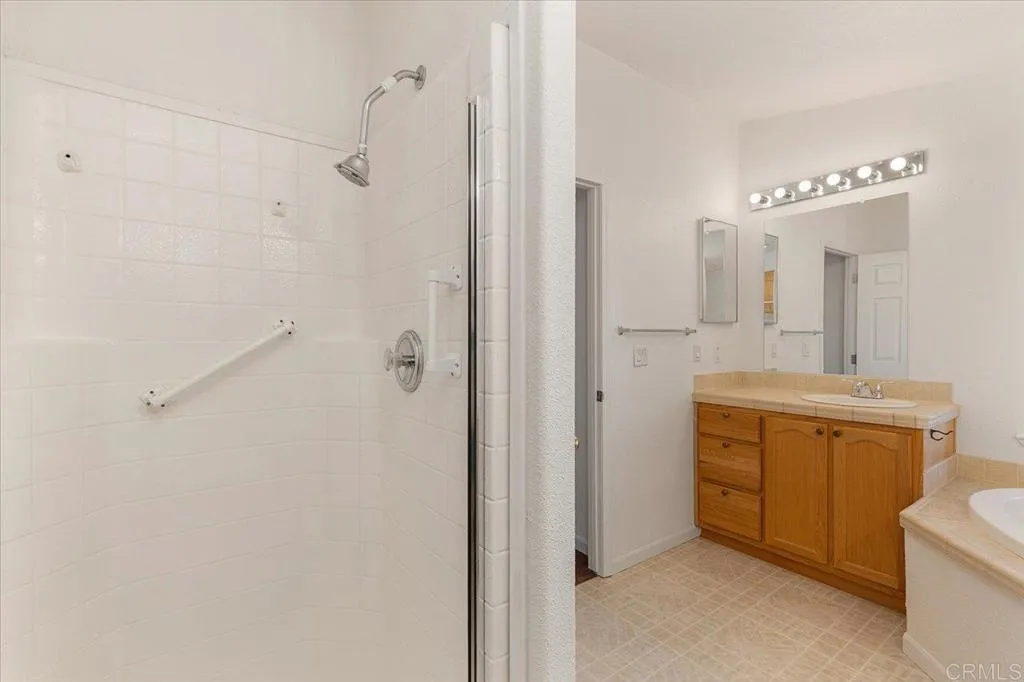 https://cdn.realtyfeed.com/cdn/127/306559607/9d12342d51928cec5fd7aef08c69c34e.webp