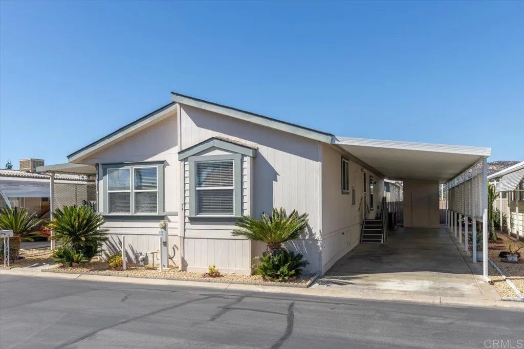 https://cdn.realtyfeed.com/cdn/127/306559607/a92d71130e68421933f6e2a4715457d7.webp