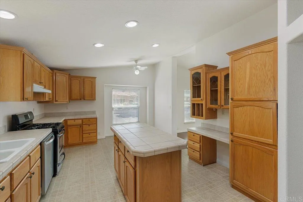 https://cdn.realtyfeed.com/cdn/127/306559607/c10bbfb468c0ed025595e790d37c04e1.webp