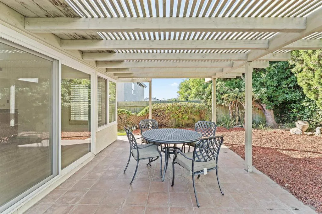 https://cdn.realtyfeed.com/cdn/127/306559634/9184a57e82abb5398514d7731d7d20ae.webp