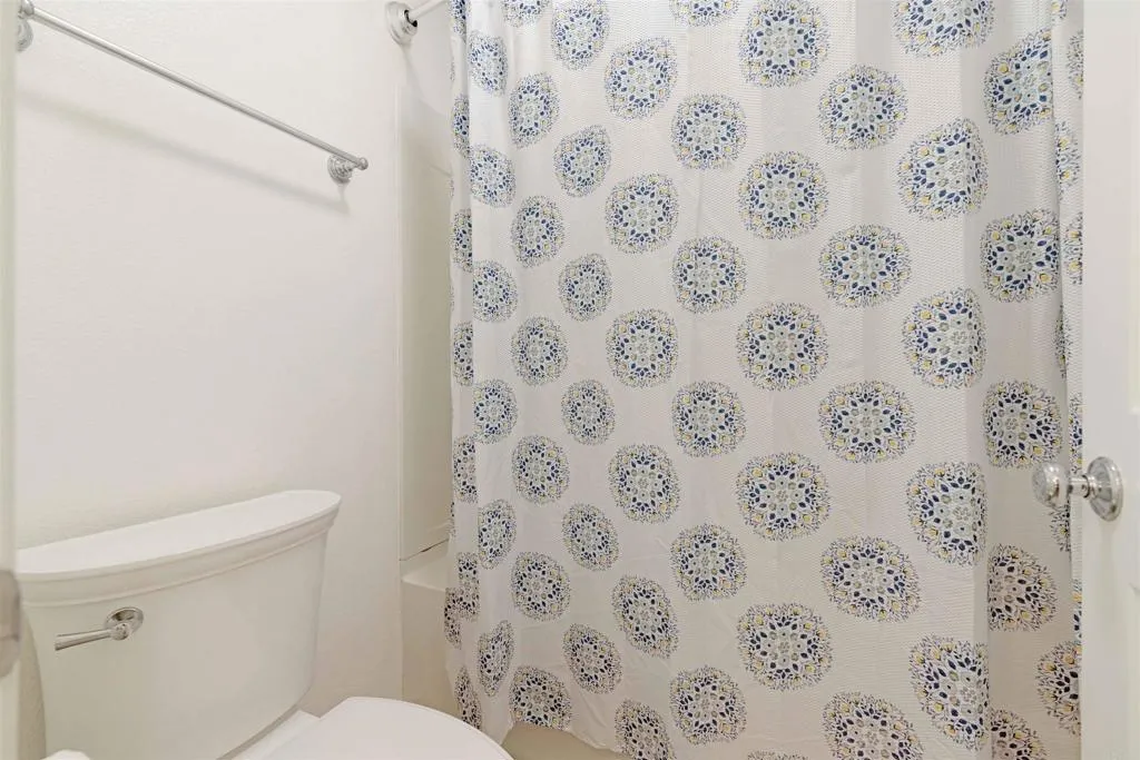 https://cdn.realtyfeed.com/cdn/127/306559636/c4f8d73962393b9988a098aea6c8ce19.webp