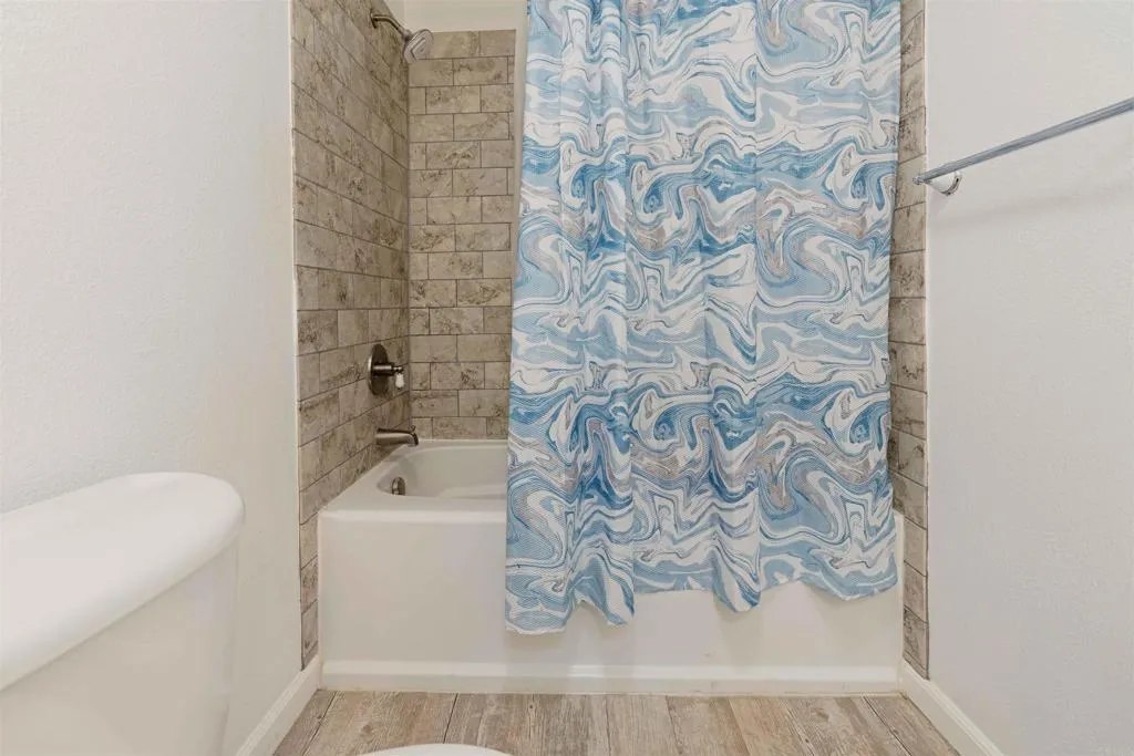 https://cdn.realtyfeed.com/cdn/127/306559636/f7557797949f4083cf5bbf95fbf7e6a9.webp