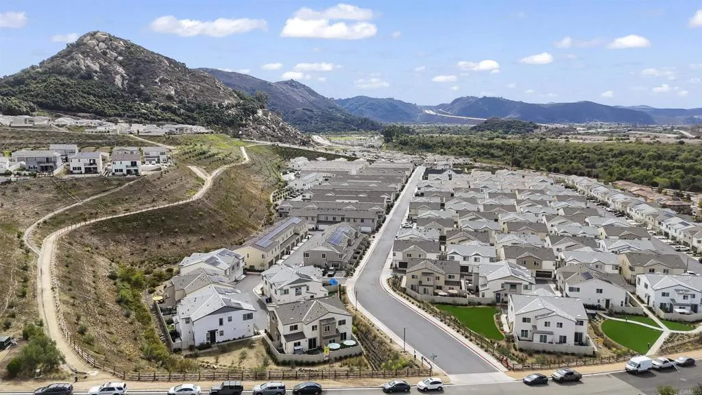 https://cdn.realtyfeed.com/cdn/127/306559664/38340394bcfa11f67013f2d35ef9f2fd.webp