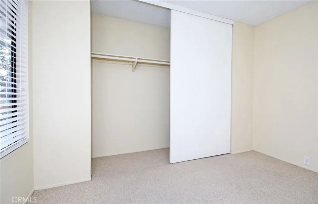 Photo #8: IG25233216 Listing: Photo #8