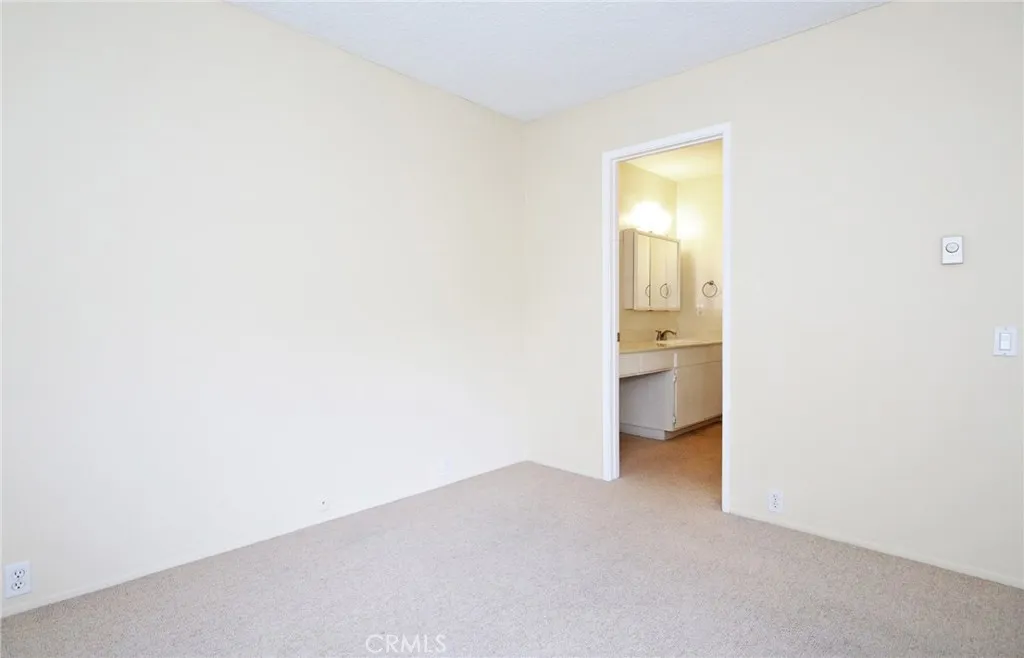 Photo #11: IG25233216 Listing: Photo #11