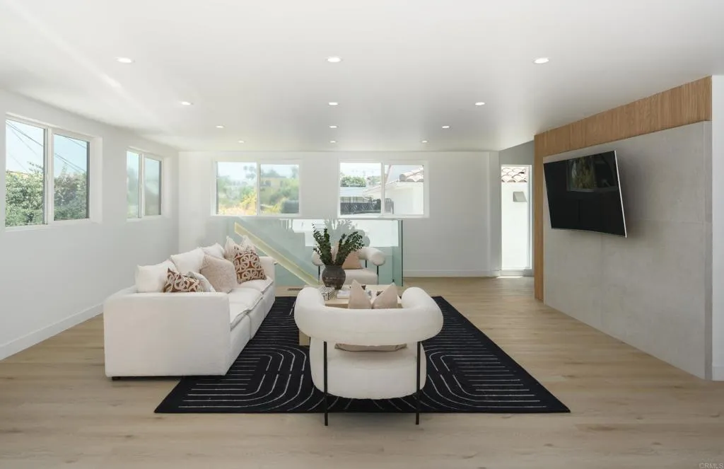 https://cdn.realtyfeed.com/cdn/127/306559763/34e33e5824c92f7bb2a29af86d8df94c.webp
