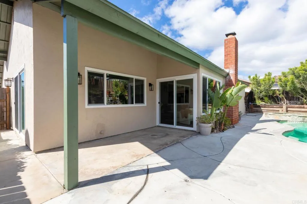 https://cdn.realtyfeed.com/cdn/127/306559853/eec449a2a887fa38102d1baac0b427d3.webp