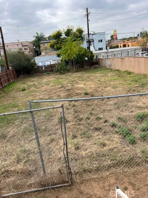 317 N Mathews Street, Los Angeles, CA 90033 - Photo 3 of 5, Los Angeles, CA
