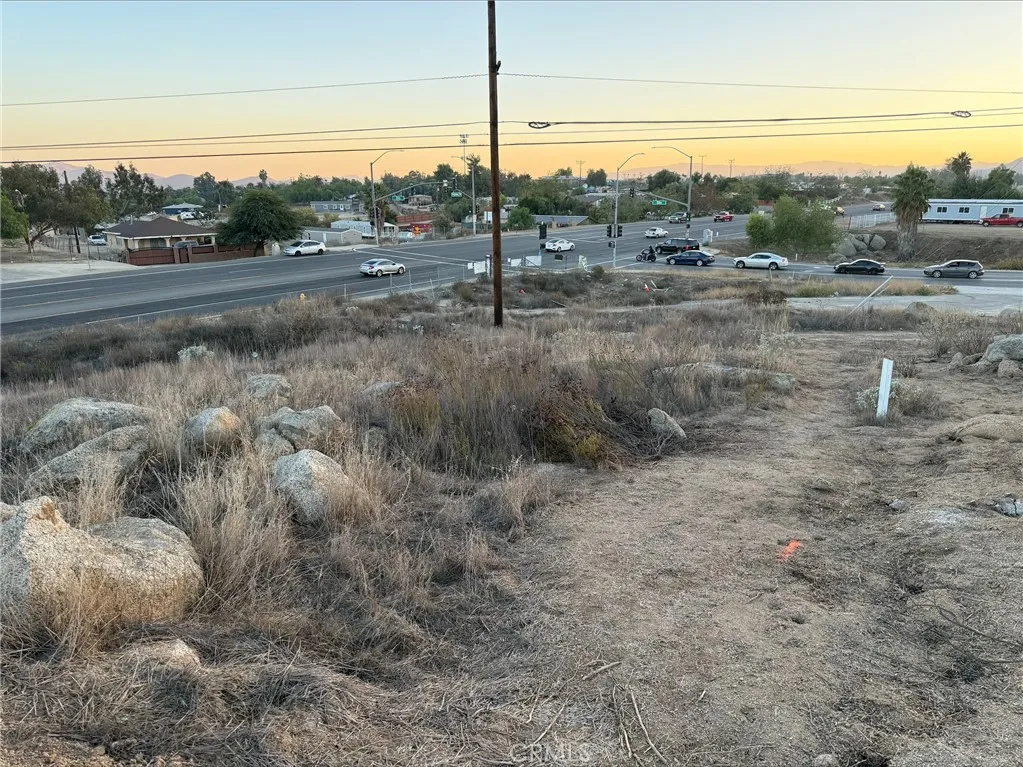 Perris, CA 92570