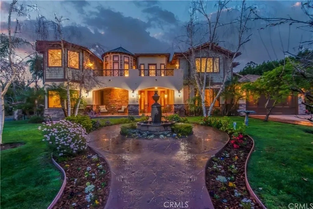 Woodland Hills, CA 91364