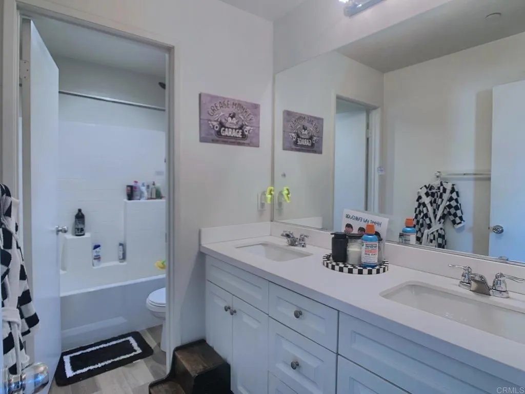 https://cdn.realtyfeed.com/cdn/127/306559937/15e7d75bd559e881b1b6066732440122.webp