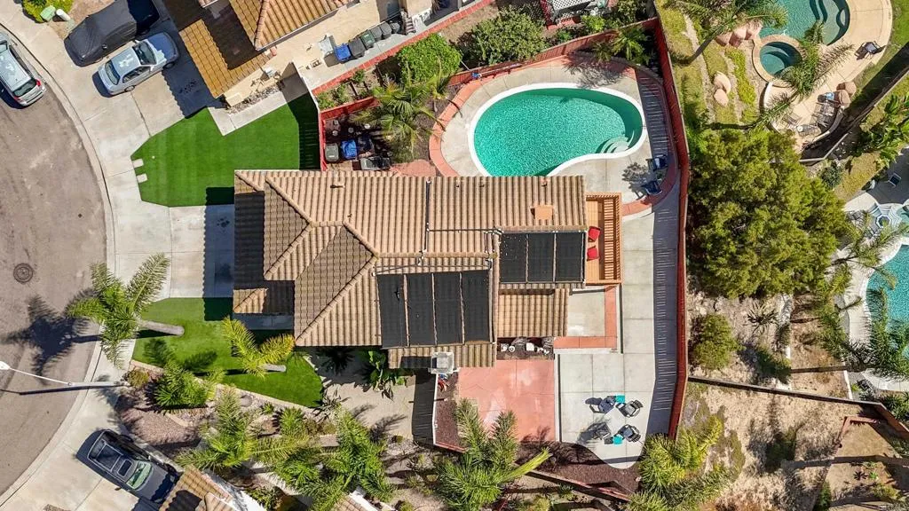 https://cdn.realtyfeed.com/cdn/127/306559944/1e3a5ace1310582f8e4f9ba236bbede9.webp
