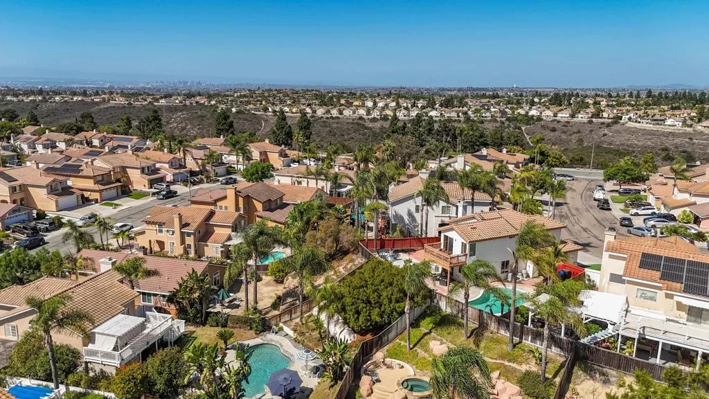 https://cdn.realtyfeed.com/cdn/127/306559944/b39fe6f076e9b9b7b6562f524c259963.webp