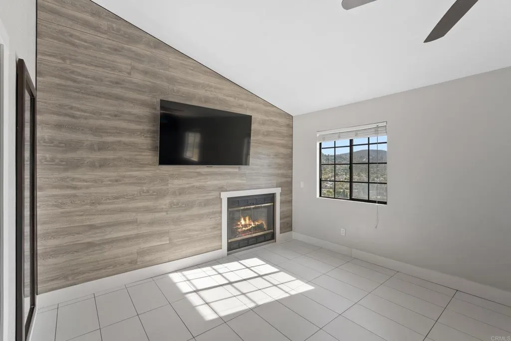 https://cdn.realtyfeed.com/cdn/127/306559955/2651ab25228d69320e8e4e3a6b1e3171.webp
