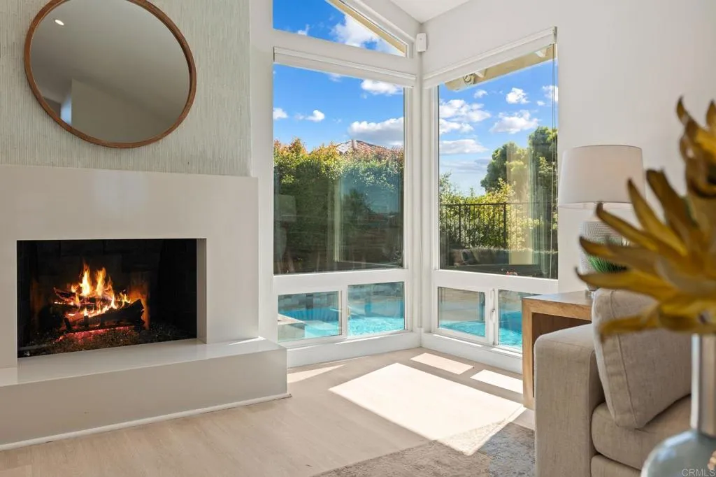 https://cdn.realtyfeed.com/cdn/127/306560111/330fc55df247ed808f3cc949f43a492a.webp