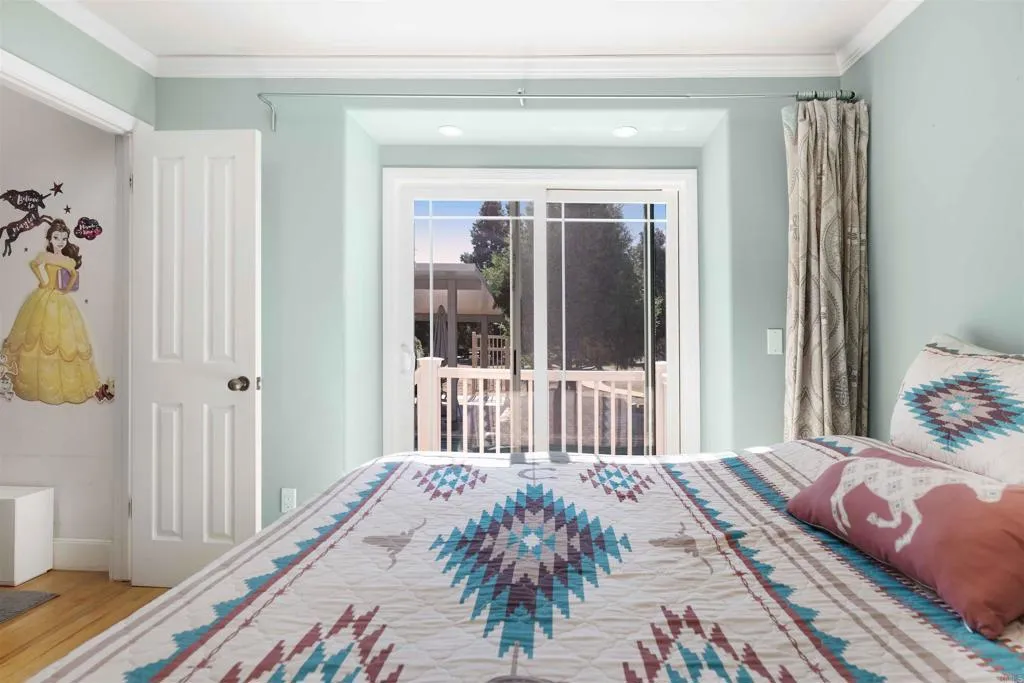 https://cdn.realtyfeed.com/cdn/127/306560182/0bbfd71aa2973a6bbe8c258bd6bcdcbe.webp