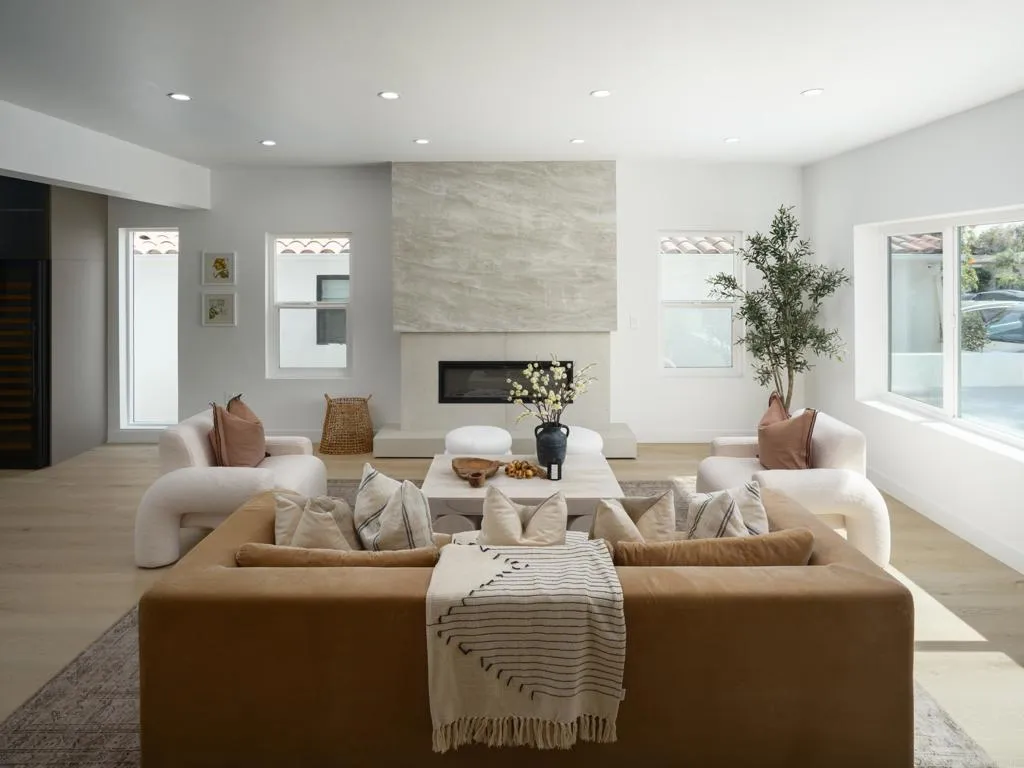 https://cdn.realtyfeed.com/cdn/127/306560264/37ef352406f20f28cf3d2f7752e3afa5.webp