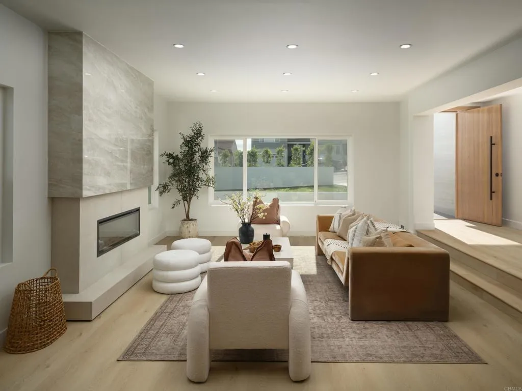 https://cdn.realtyfeed.com/cdn/127/306560264/88ebdd7baeffec3ae51932a69f7ca1a7.webp