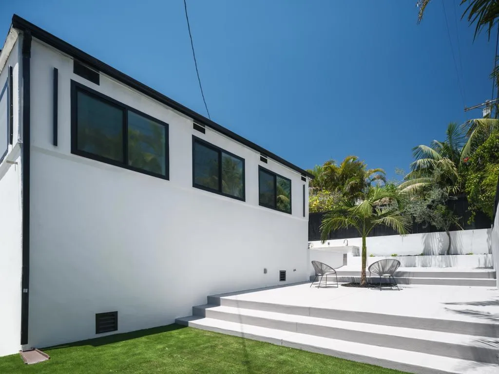 https://cdn.realtyfeed.com/cdn/127/306560264/ebca866645ed3ccbb89e88dea6afa67b.webp