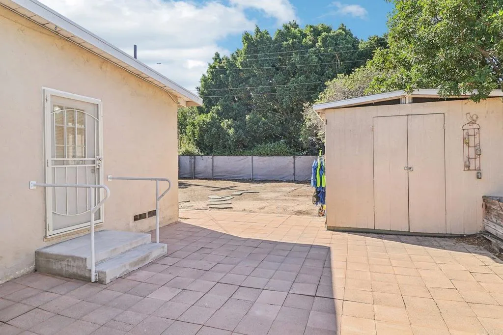 https://cdn.realtyfeed.com/cdn/127/306560299/0554678ab4fac2c7a6a630f8ae2f94a7.webp
