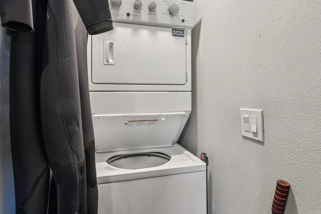 https://cdn.realtyfeed.com/cdn/127/306560299/306dcbc3ab5bd8a9d1e0093a587e34f9.webp