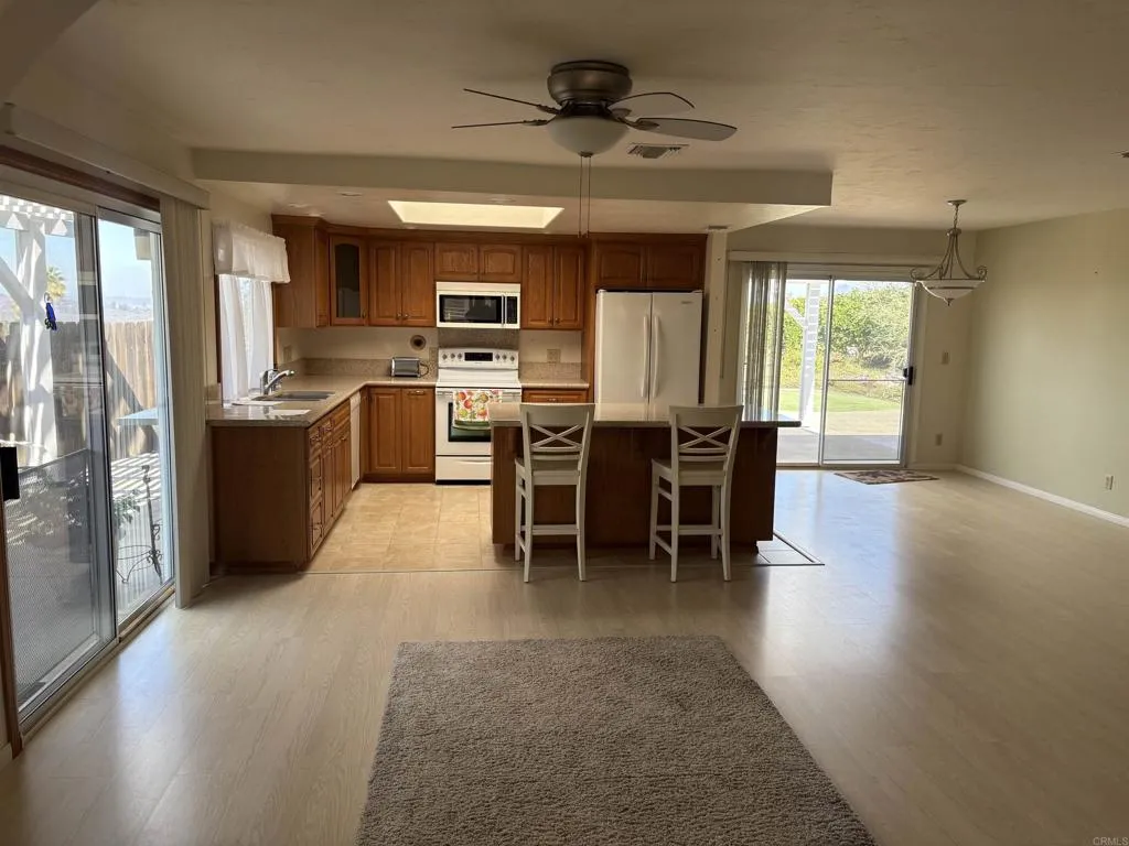 https://cdn.realtyfeed.com/cdn/127/306560504/3b9a85d7073c1f6e98be11640853dd33.webp