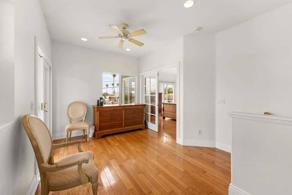 https://cdn.realtyfeed.com/cdn/127/306560505/00700b1070e5aa583174b5be2bb7cabd.webp