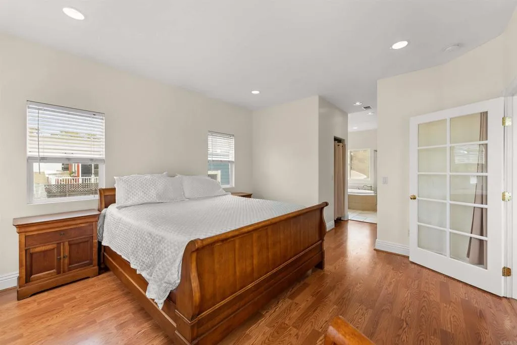 https://cdn.realtyfeed.com/cdn/127/306560505/28f7a77f219f2629524e7936ee20a967.webp